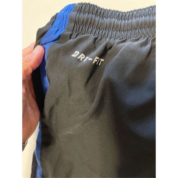 Nike Dri-Fit Shorts Stretch Waist Drawstring Pockets Athletic Gym Men's Size M A - Picture 3 of 7